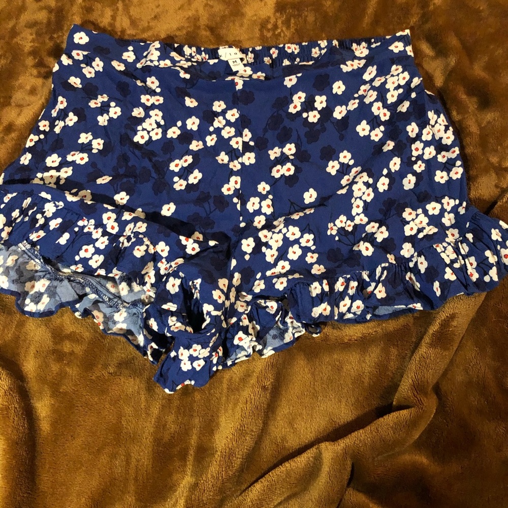 $$$ EUC Joy lab ruffle shorts !